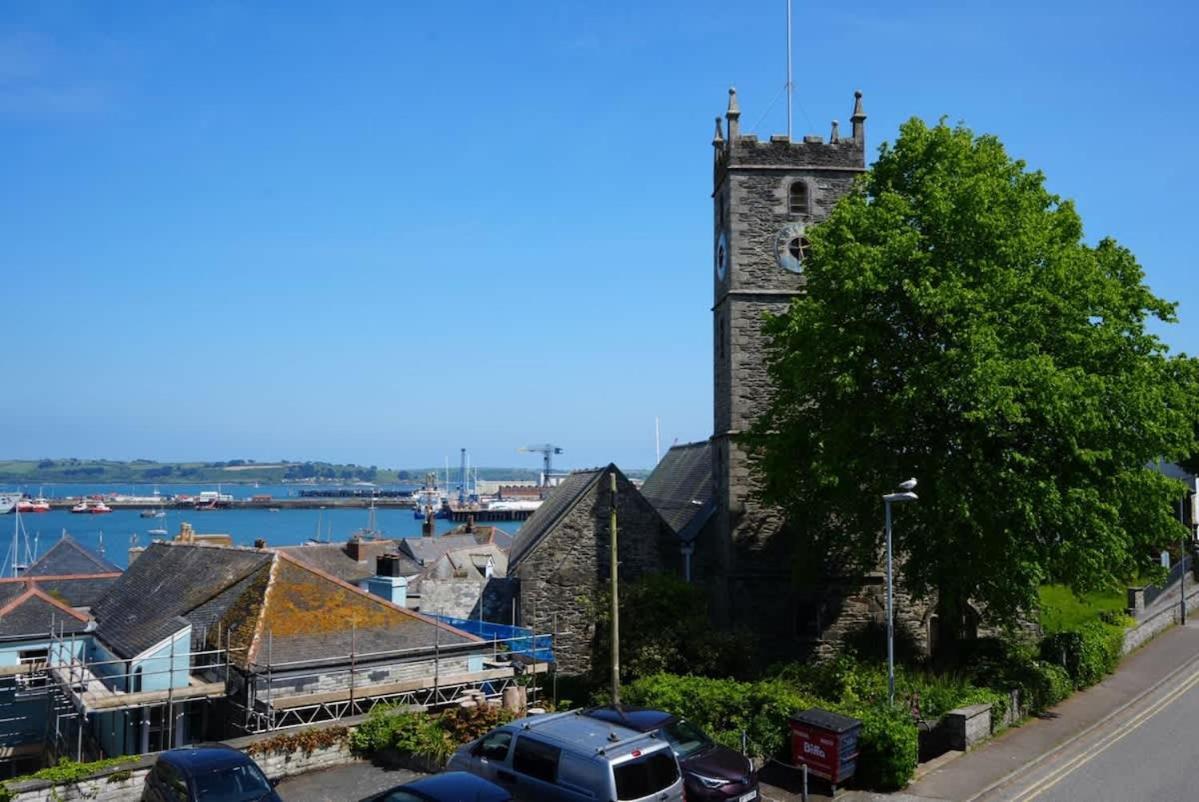Villa Fabulous High Street Townhouse With Stunning Views & Parking At 'Eagles Nest' Falmouth Exterior foto